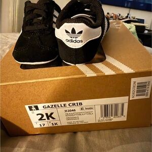 Adidas Gazelle Crib Sneakers Black White